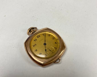 f881 Vintage Elgin USA Gold Tone Mechanical Pocket Watch 15J