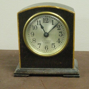 g243 1930s Seth Thomas Miniature Clock