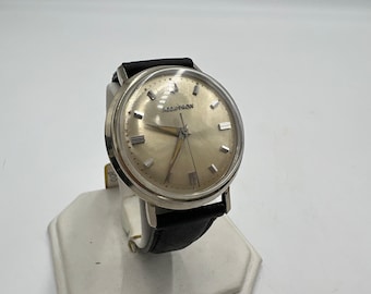 u087 Bulova Accutron 10k White Gold Filled Bezel