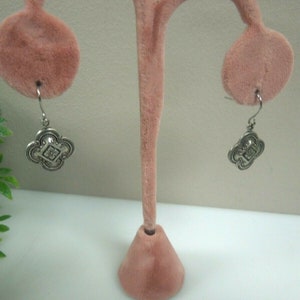 r067 Vintage Beautiful Womens Dangle and Drop Earrings