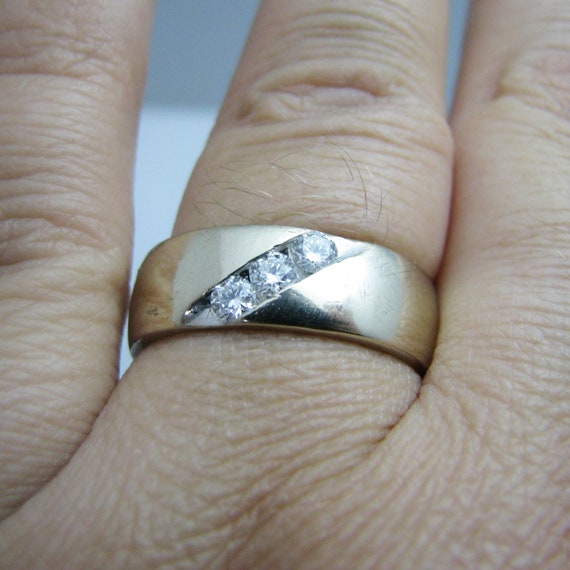 d804 14k White Gold Diamond Statement Ring - image 5