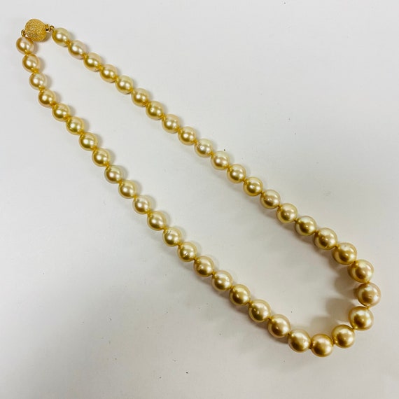 f688 Vintage Amamis Graduated Pearls 18" long Nec… - image 3
