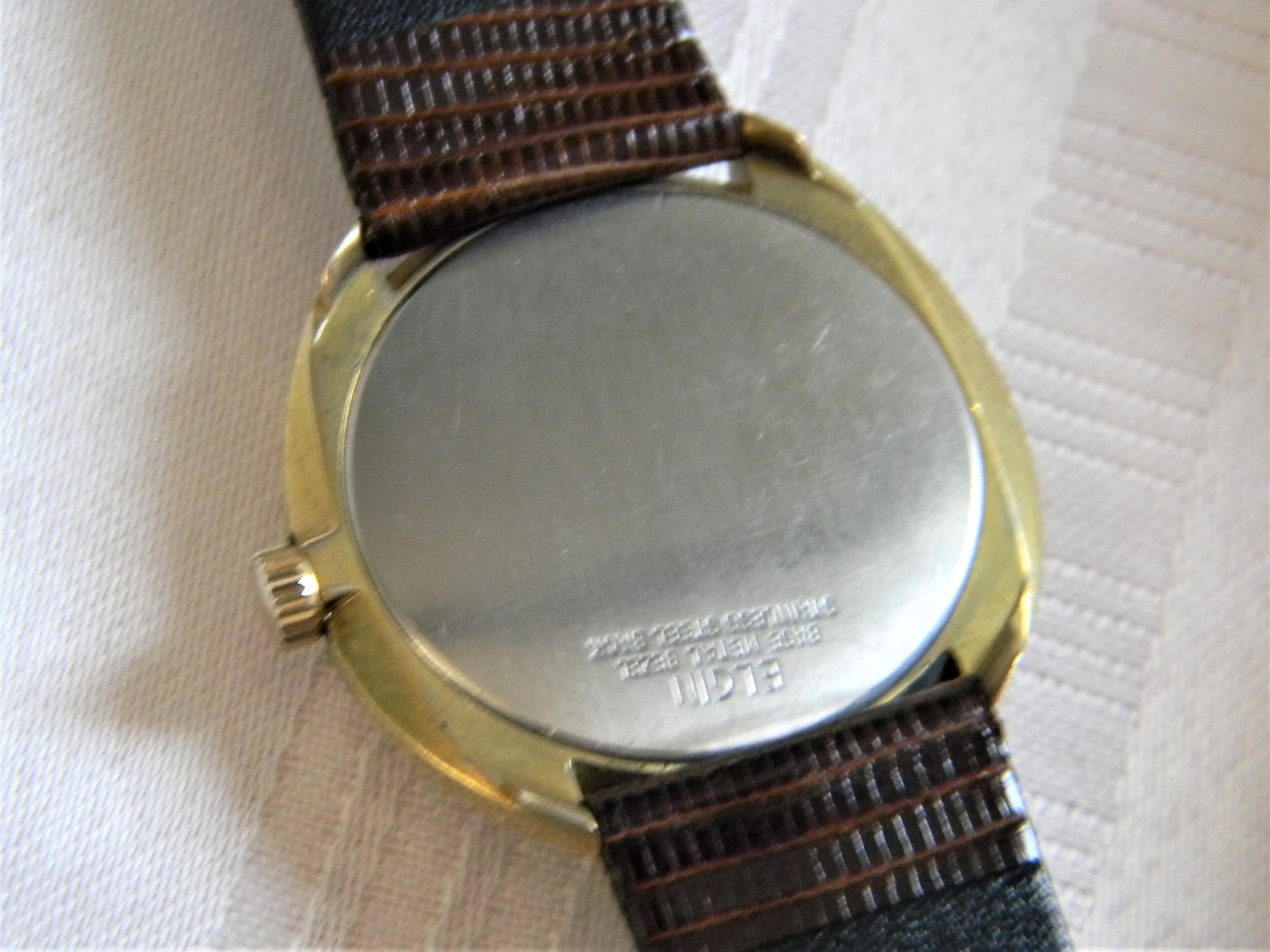 H652 Vintage Elgin Self winding Wrist Watch with Date in Gold Tone Etsy