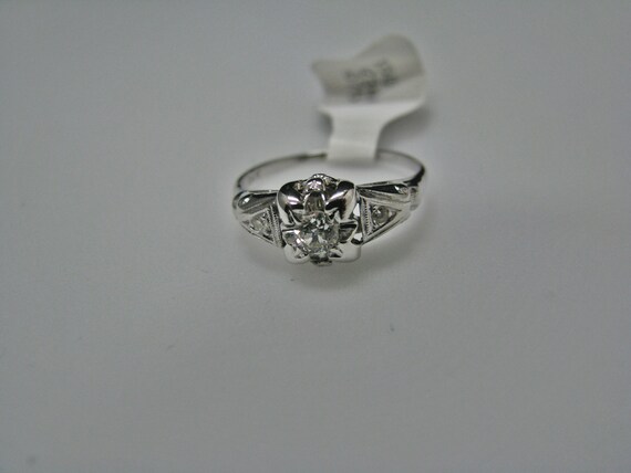 H110 Amazing Vintage Flower Shaped Diamond Engage… - image 5
