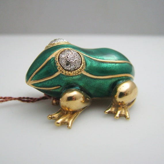 g053 Cute 18k Yellow Gold Enamel Frog Diamond Bro… - image 3