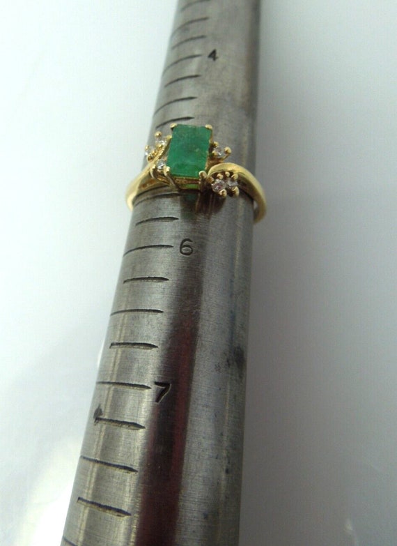 s858 14kt Yellow Gold Emerald Diamond .03 cts Rin… - image 6