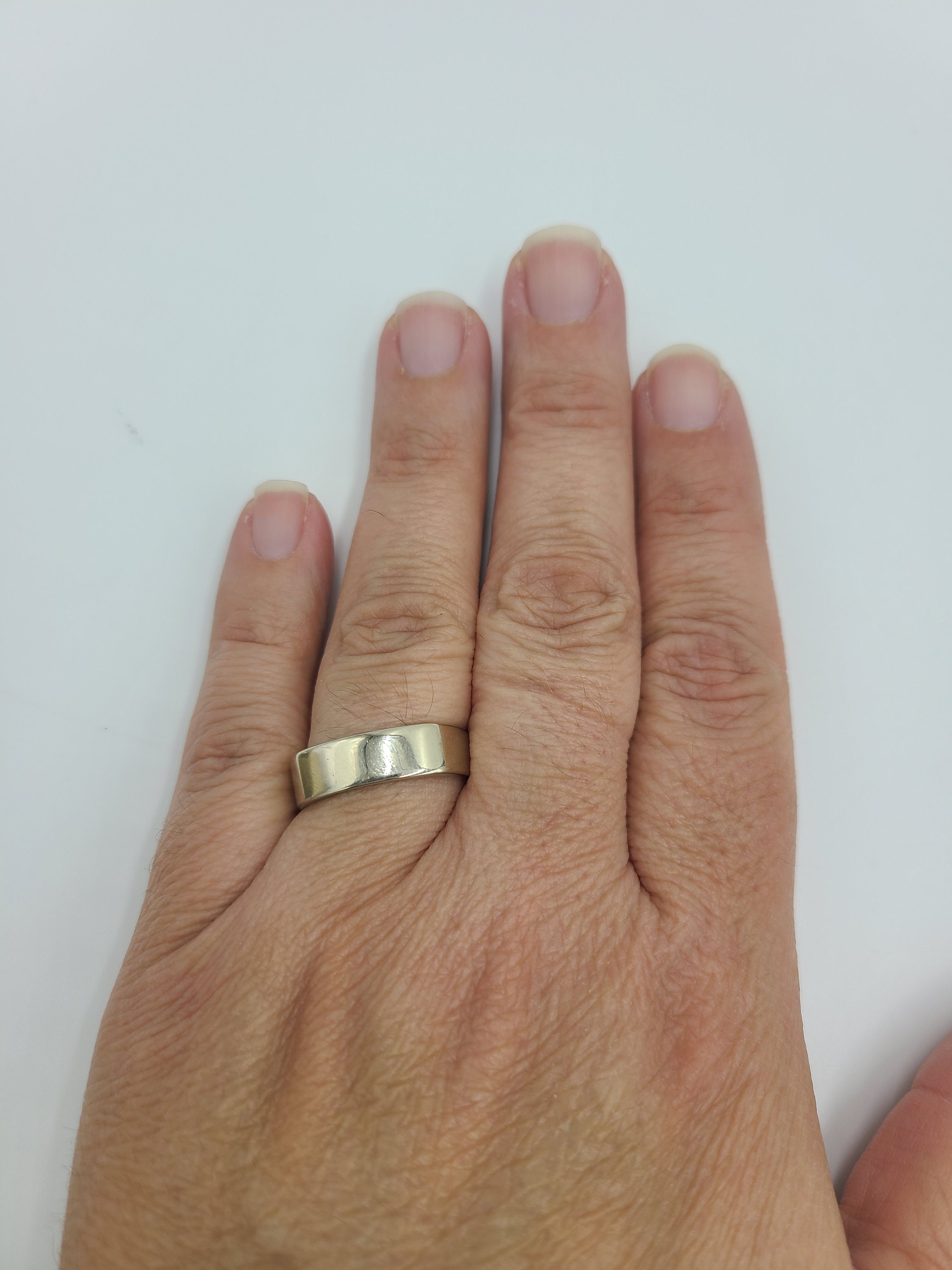 K671 Simple Unisex 14kt White Gold Squared Wide Wedding Band