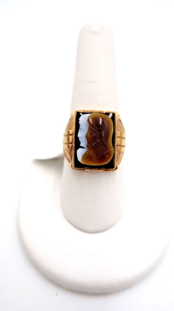 t509 Antique 10K Mens Cameo Ring w Roman Soldiers 