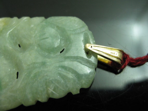 g247 Beautifully Carved Jade Pendant with 14Kt Ba… - image 2