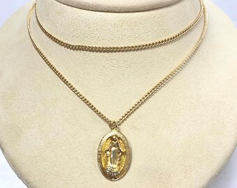 u488 Vintage 14K Yellow Gold 26" Link Chain Necklace 14K YG Virgin Mary Pendant