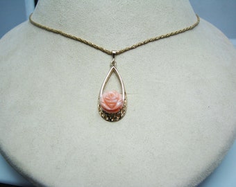 a754 Beautiful Carved Rose in Coral Pendant set in 14k Yellow Gold