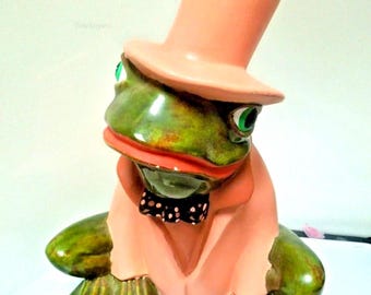 r849 Frog Toad Statue Top Hat Tuxedo Vintage Art Sculpture