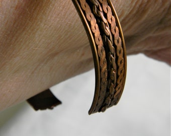 カトリーヌページ H757 Beautiful Unique Vintage Copper Cuff Bracelet With