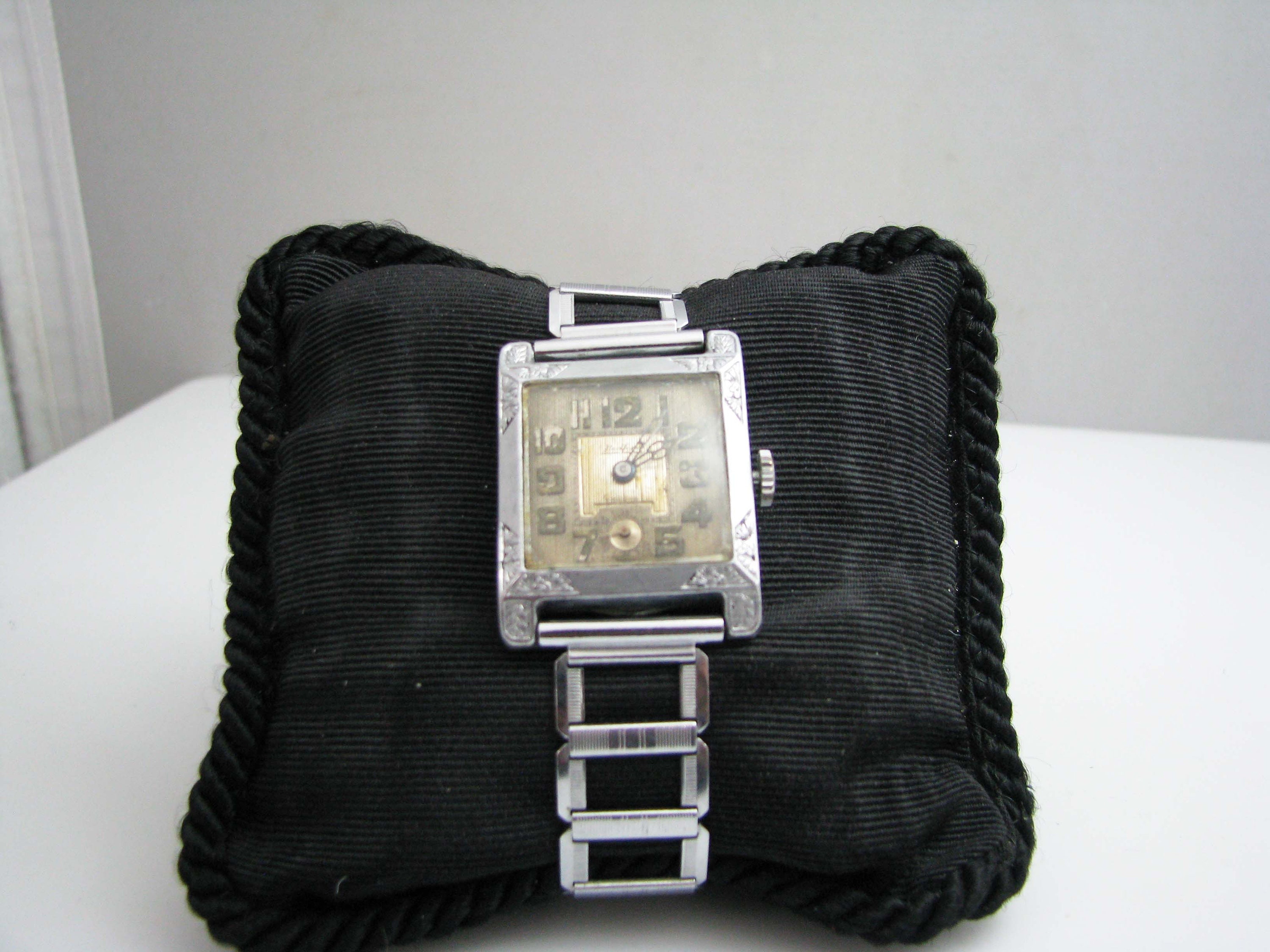B574 Antique 1930s Unisex Bedford Wristwatch - Etsy