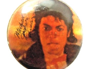 r396 Vintage Michael Jackson Pin King of Pop Music Pop Soul Button Collectibles