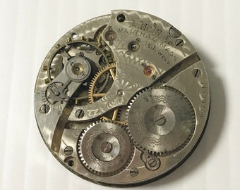 e933 Vintage Waltham Wrist Watch English Movement for Parts Repair 15J