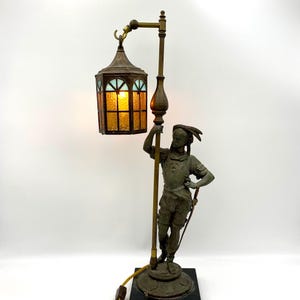 u875 Antique Brass/Bronze Soldier Holding Lantern Statue Sculpture On Heavy Base