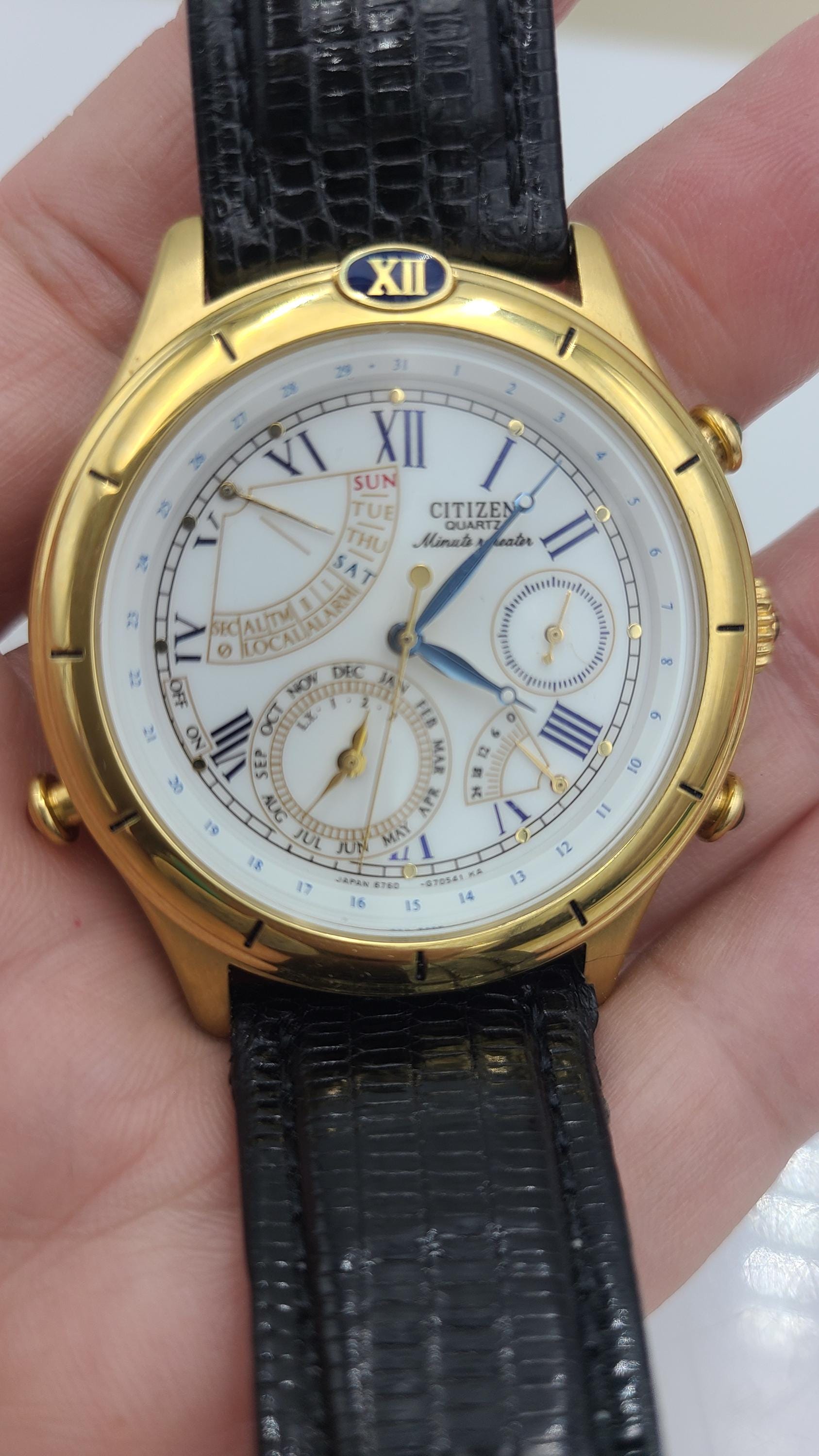 t977 Citizen Minute Repeater Quartz with Genuine Lizard Band - Ref 6760