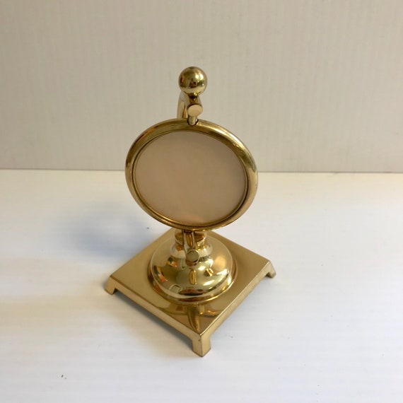 F406 Vintage Gold Tone Picture Frame Holder Stand Collectible