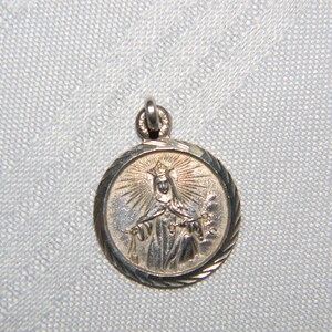 j508 Nice Religious Catholic Medal Charm or Pendant in Sterling Silver