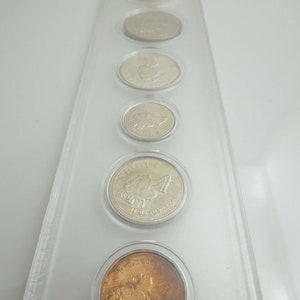 g526 Collector&#39;s set of 6 Canadian Coins 125th Anniversary