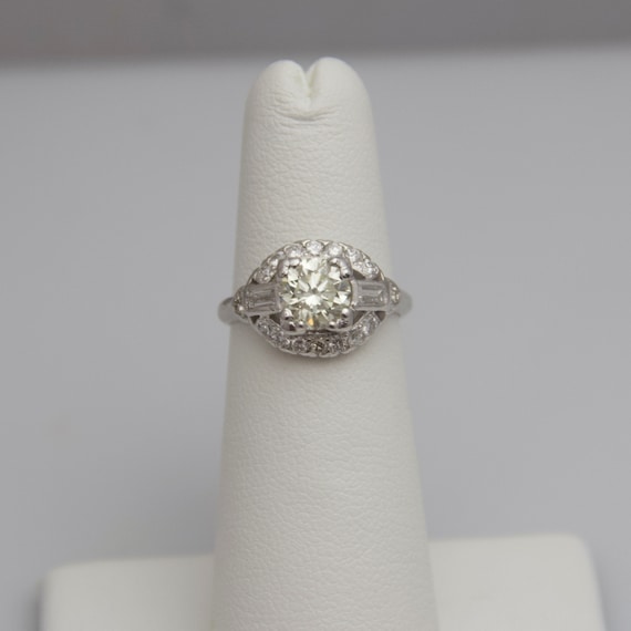 d650 Gorgeous Vintage Platinum Diamond Engagement… - image 1