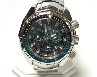 V712 Invicta Akula Men's Chronograph Model 44292 Swiss Ronda Z60