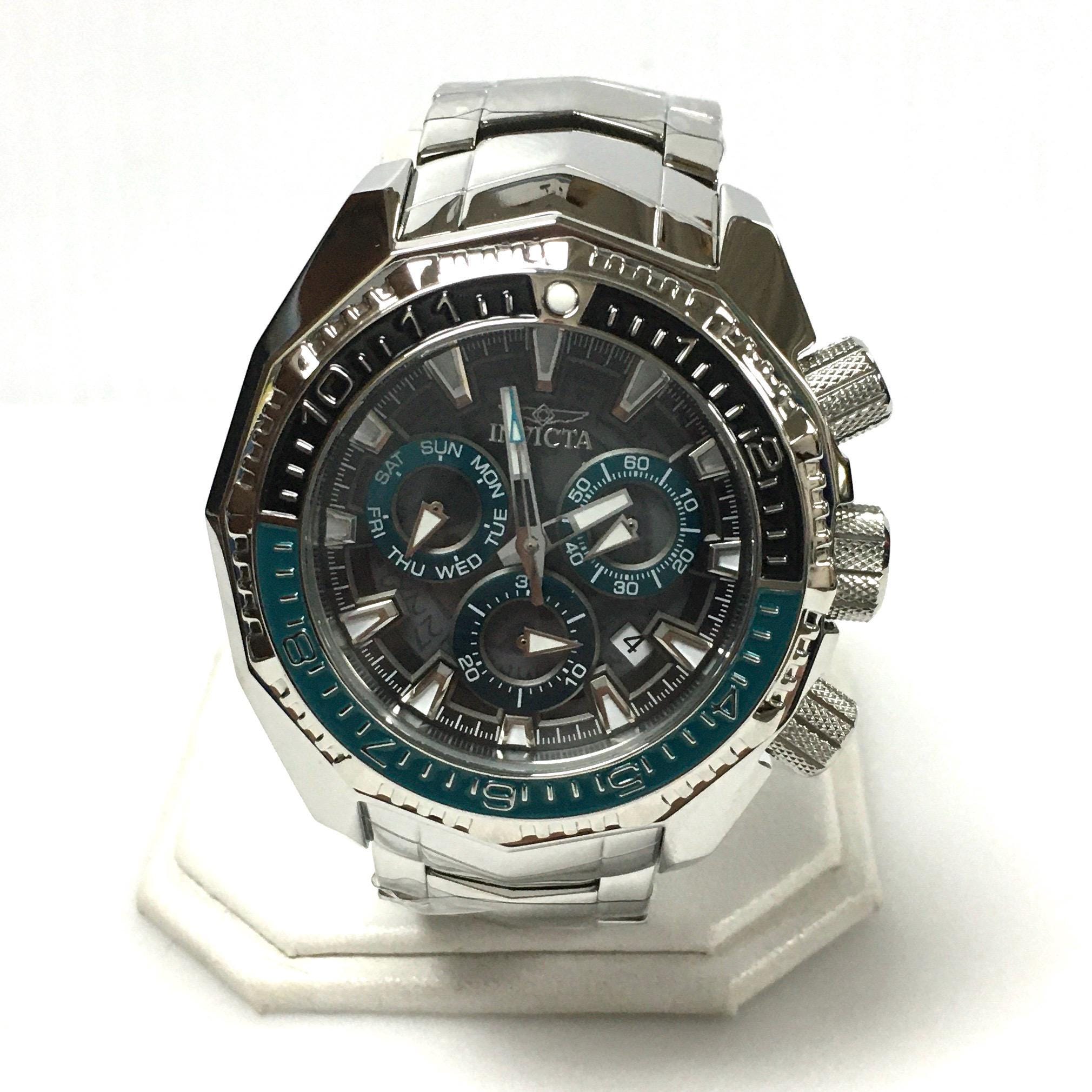 V712 Invicta Akula Men's Chronograph Model 44292 Swiss Ronda Z60