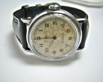 H024 Beautiful Wyler Mechanical Hand Wind Watch from 1970s