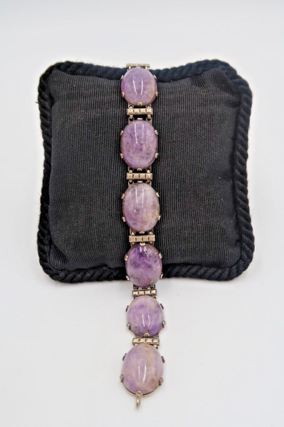 t604 Pretty Amethyst and silver bracelet