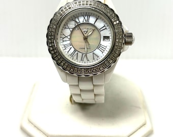 w062 Swiss Legend Karamica Diamonds White Ceramic Diamond Encrusted Wrist Watch