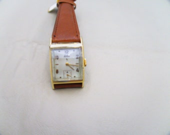 P476 Vintage Elgin Deluxe 1950's Men's Wrist Watch in 10k P476 Vintage Elgin Deluxe 1950's Men's Wrist Watch in 10k