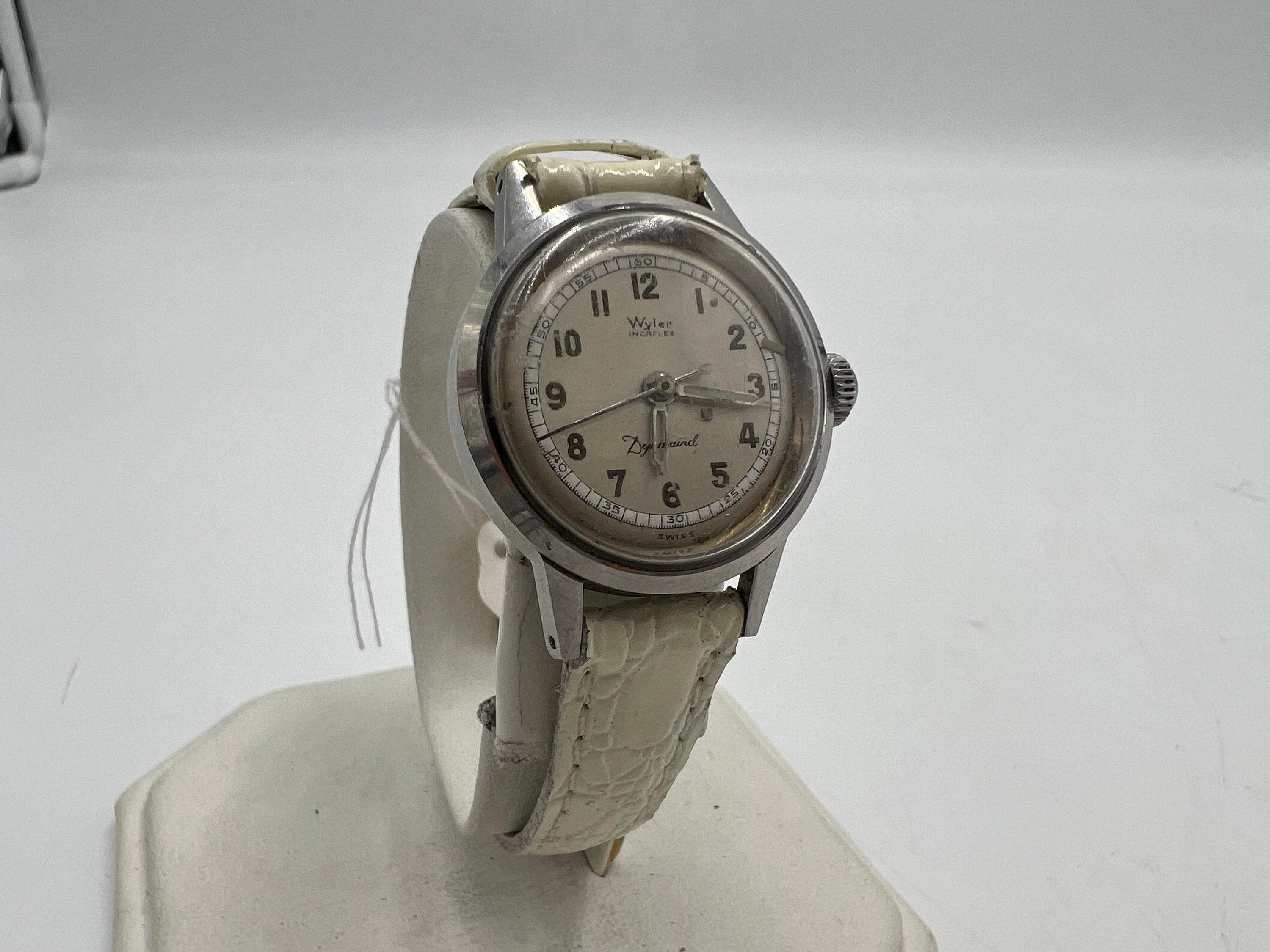Aiguilles des montres : tout ce qu'il faut savoir | Doux Joaillier