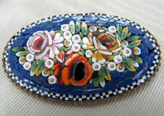 c067 Lovely Vintage Micro Mosaic Brooch with a Da… - image 1