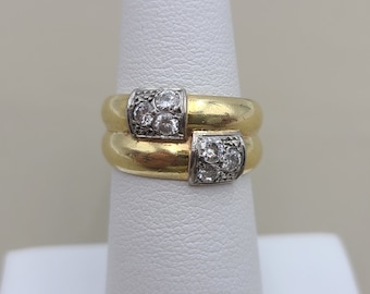 k893 Stunning Ladies 18kt Yellow Gold Double Banded Diamond Ring