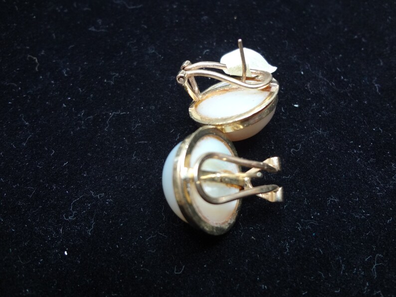 A1100 Beautiful Half Pearl Pierced Earrings Set in 14k Gold - Etsy