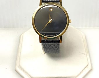 m731 Vintage Movado Museum Classic Watch Minimalist Black Dial Gold-toned Dot