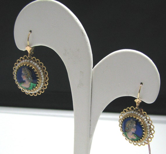 H067 Beautiful Enamel Earrings with Sea Pearls in… - image 1