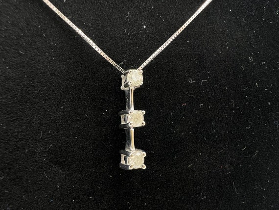 t871 Unique 14kt White Gold Box Chain with Diamon… - image 3