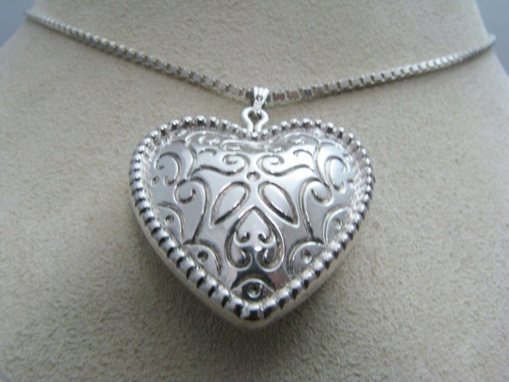b812 Pretty Puffed Sterling Silver Heart Pendant … - image 2