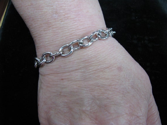 H172 Cute Unisex Bracelet in 18k Solid White Gold - image 7