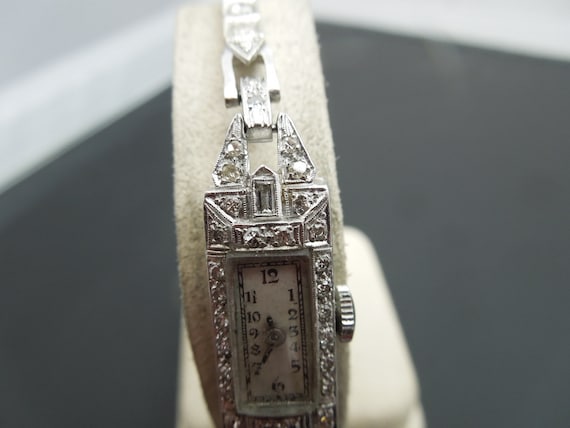 h504 Gorgeous Vintage Platinum 1930s Perfine Diam… - image 2