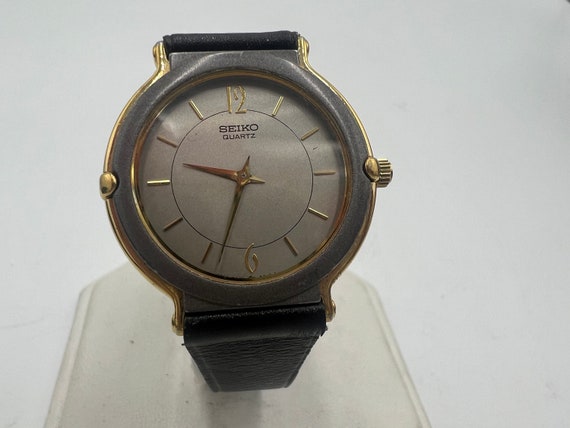 t999 Seiko Mid 80s Ladies Quartz Wrist Watch - Re… - image 1