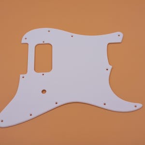 witte acryl slagplaat voor EVH/TOM DELONGE-stijl stratocastergitaar