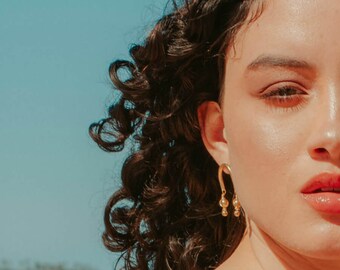 Arch Earrings, Dainty Dangles, Modern Earrings Gold, Minimalist Earrings Studs, Handcrafted Jewelry, Bridesmaid Gift, Sister Gift Jewelry