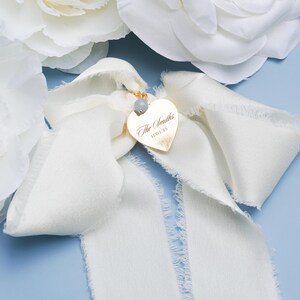 Personalized Bouquet Charm Gift for Bride Something Blue Gift Daughter Wedding Gift from Mom Wedding Bouquet Keepsake Charm Wedding Date