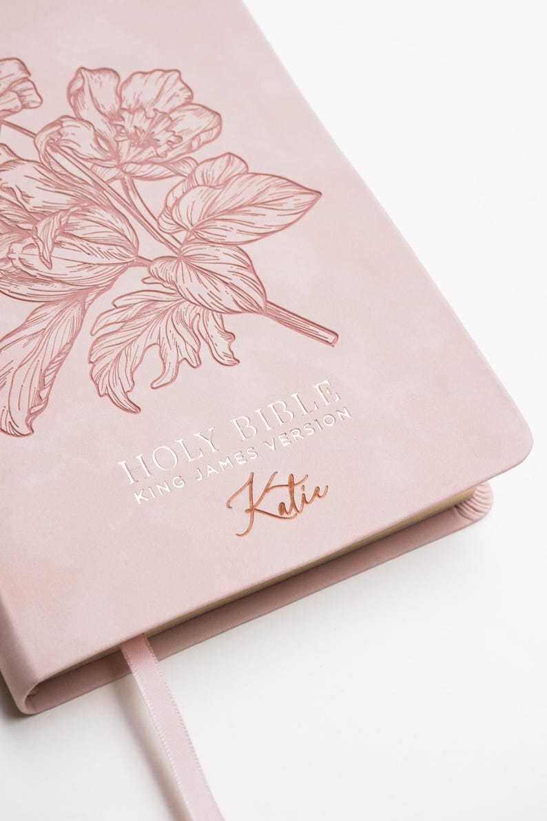 Personalized Pink Bible Christian Gift for Her Boho Flower KJV Bible with Name for Women Faux Leather Bible Custom English Holy Bible Gift image 11