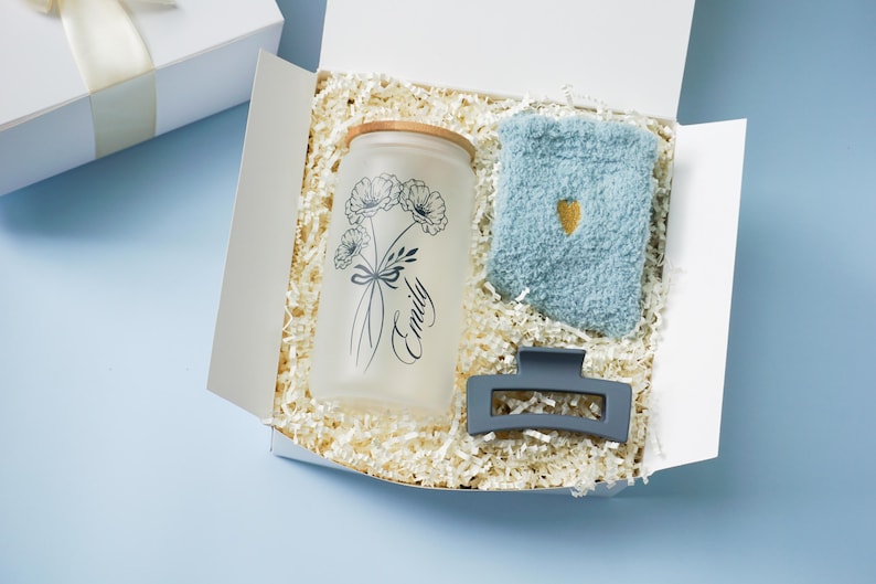 Birth Flower Gift For Her Birthday Unique Gift for Friend Long Distance Bestie Gift Box Women Birthflower Birthday Gift for Sister in Law