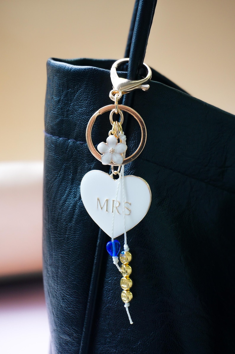 Mrs Keychain Bride Key Chain Best Friend Engagement Gift for Her Friend Newly Engaged Gift Bride to Be Gift Idea Just Engaged Gift Key Ring