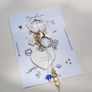 Mrs Keychain Bride Key Chain Best Friend Engagement Gift for Her Friend Newly Engaged Gift Bride to Be Gift Idea Just Engaged Gift Key Ring